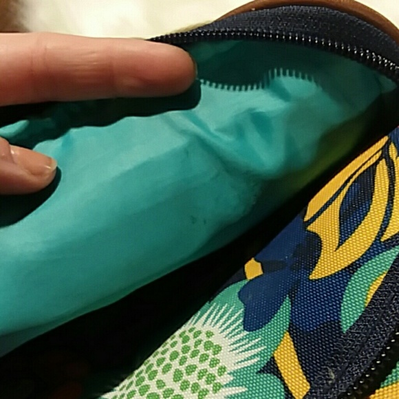 Lily Bloom Crossbody bag - Picture 6 of 6